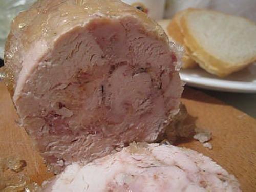 Куриная ветчина в банке.