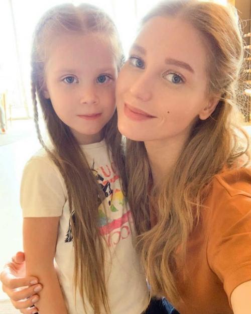 Кристина асмус и её дочь анастасия! 03