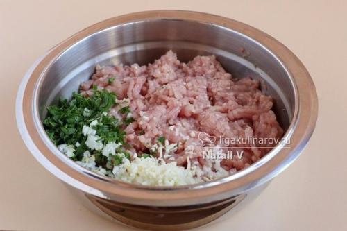 Куриные тефтельки в сметанной подливе. 03