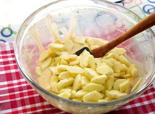 Очень вкусная шарлотка - лентяйка. 04 Очень вкусная шарлотка - лентяйка. 04