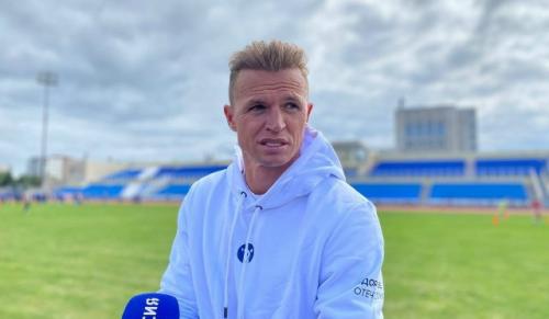 Экс - футболист сборной России Дмитрий Тарасов второй месяц игнорирует налоговую. 01