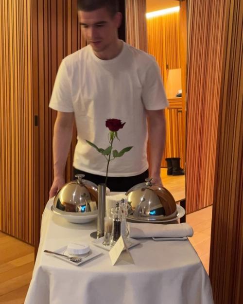 Саша Новикова и Feduk поделились милым видео с их 3-летней дочерью Ниной. 02