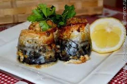 Просто невероятно вкусные рулетики из скумбрии, запеченные с овощами. 01