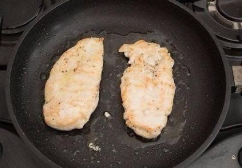 Салат Цезарь. Ингредиенты: 02 Салат Цезарь. Ингредиенты: 02