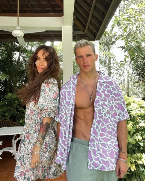 Айза долматова и Олег Майами отличная пара! 03