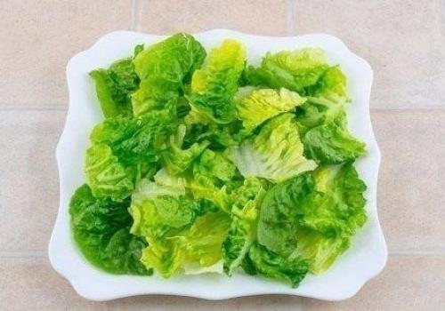 Салат Цезарь. Ингредиенты: 04 Салат Цезарь. Ингредиенты: 04