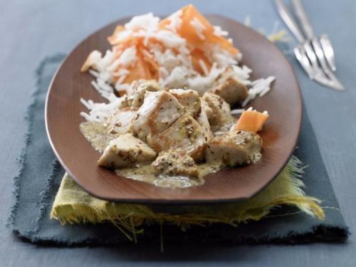 Грудка индейки в горчично - медовом соусе с рисом басмати.

