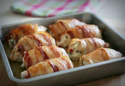 Куриные рулетики в беконе (хрустящие снаружи и сочные внутри). 07