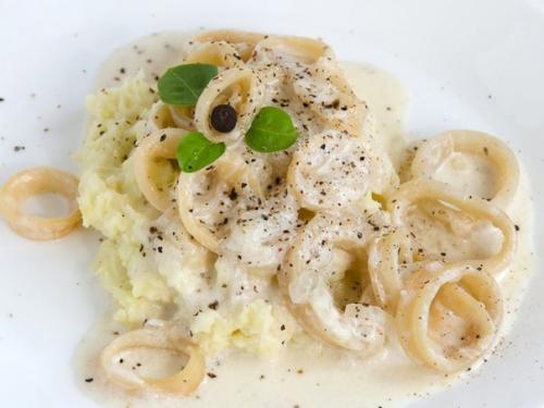 Кальмары в сметанном соусе, просто тают во рту. 01 Кальмары в сметанном соусе, просто тают во рту. 01