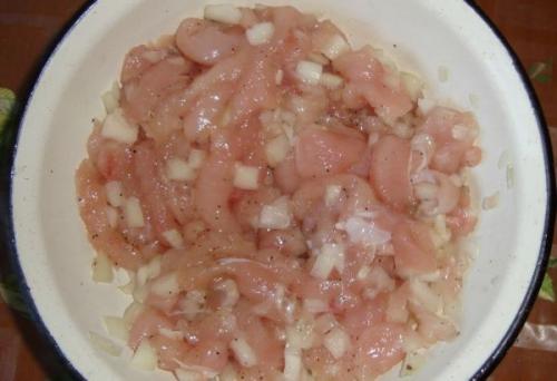 Куриные оладьи. Активное время готовки 20 мин + время на маринование. 01 Куриные оладьи. Активное время готовки 20 мин + время на маринование. 01