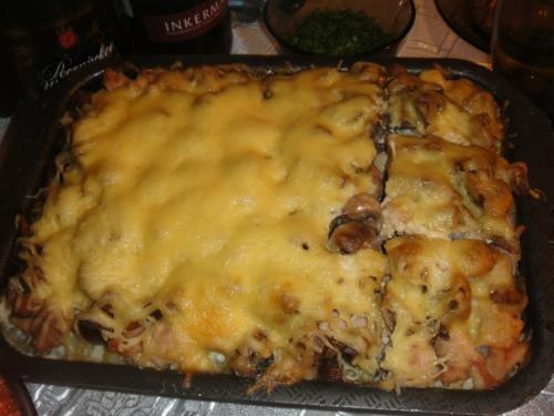 Жульен с курицей и грибами.

