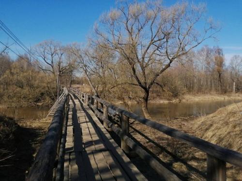 Киржач.  Типографский мост - самый длинный деревянный мост России и музей ледниковых камней. 02
