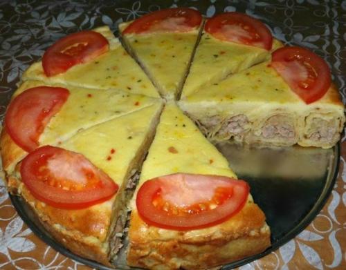 Блинная Улиткас мясным фаршем, в сметанной заливке, вкуснятина.
