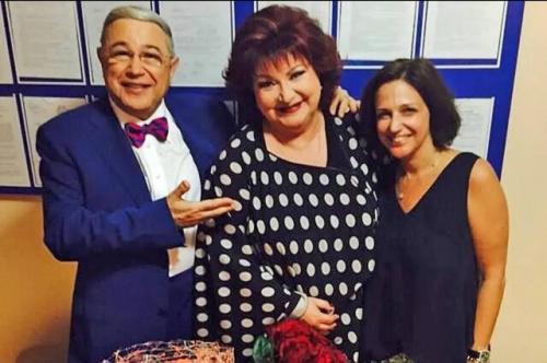 Дочь Петросяна осталась без жилья - отец пытается выселить ее через суд. 02