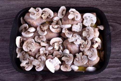 Куриные ножки с картошкой и грибами. 02 Куриные ножки с картошкой и грибами. 02