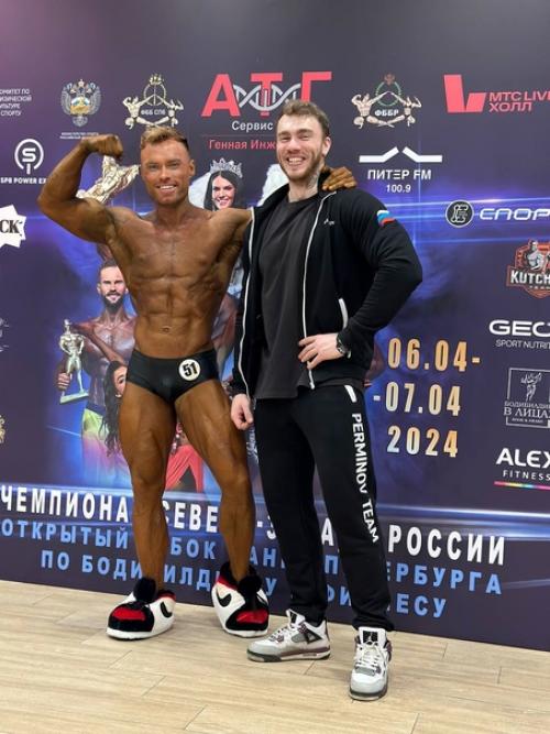 2 место на кубке по бодибилдингу и фитнесу D'Athletic и 6 место на кубке Санкт-петербурга занял Игорь нигматуллин - тренер клуба ФХ на Крестовском. 03