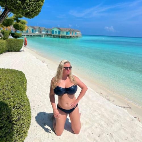 Семенович свой секрет бодрого настроя рассказала. 02