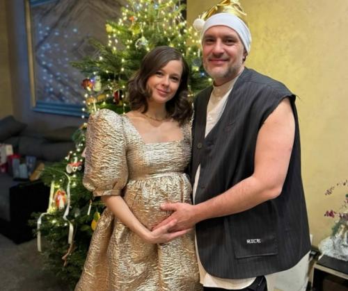 Актриса Екатерина шпица откровенно рассказала о личной трагедии - потере ребёнка. 01