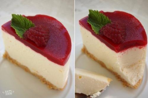 Творожное пирожное с малиновым желе. Творожное пирожное с малиновым желе.