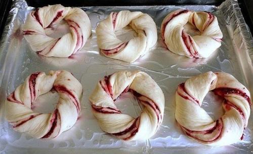 Клюквенные веночки. Тесто: 08 Клюквенные веночки. Тесто: 08