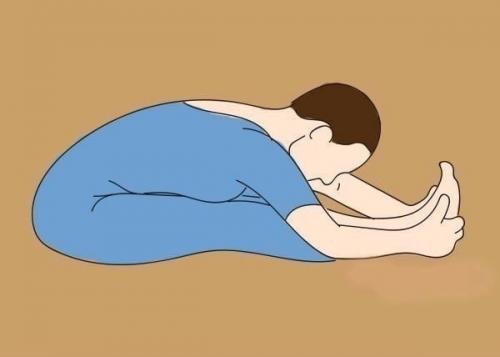 Задерживайтесь в каждой позе по 20-30 секунд. 03