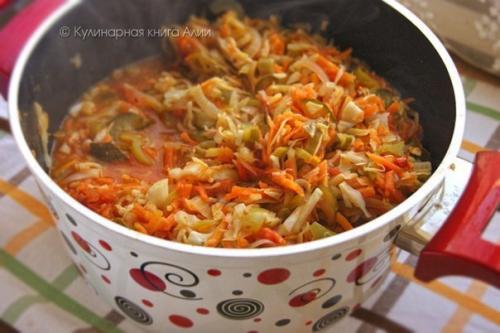 Салат Кубанский.  Так готовит моя мама, наши знакомые и родственники и под таким названием он идет в книге кубанские разносолы. 07