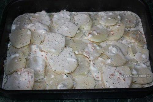 Картошка в сметане.  Ингредиенты: 03