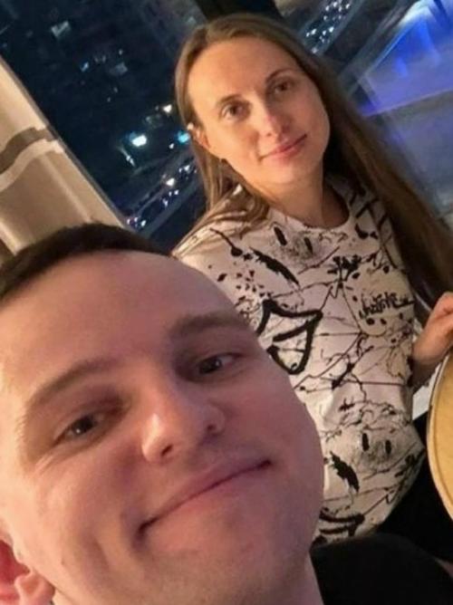 Виктория Складчикова откровенно рассказала со сцены о разводе с состоятельным супругом. 01