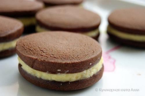 Шоколадное печенье с кокосовым кремом. 05 Шоколадное печенье с кокосовым кремом. 05