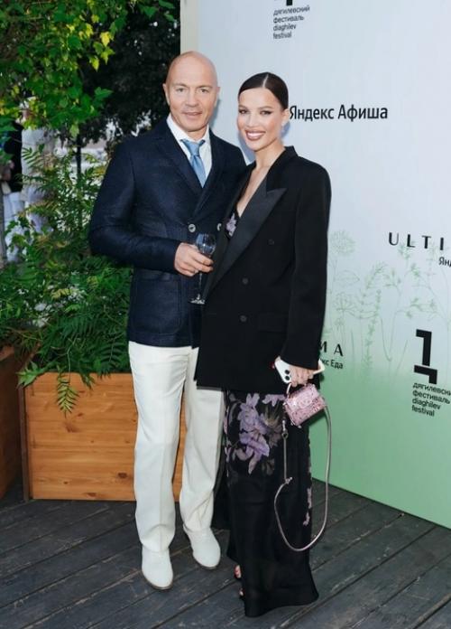 Инесса Шевчук впервые вышла в свет с мужем - миллионером. 01