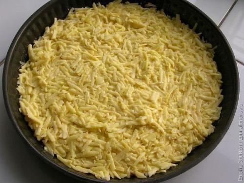 Запеканка из тертого картофеля с сыром и чесноком. 06