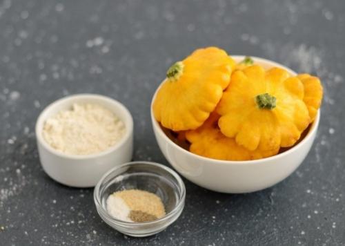 Жареные патиссоны.  Ингредиенты: 01