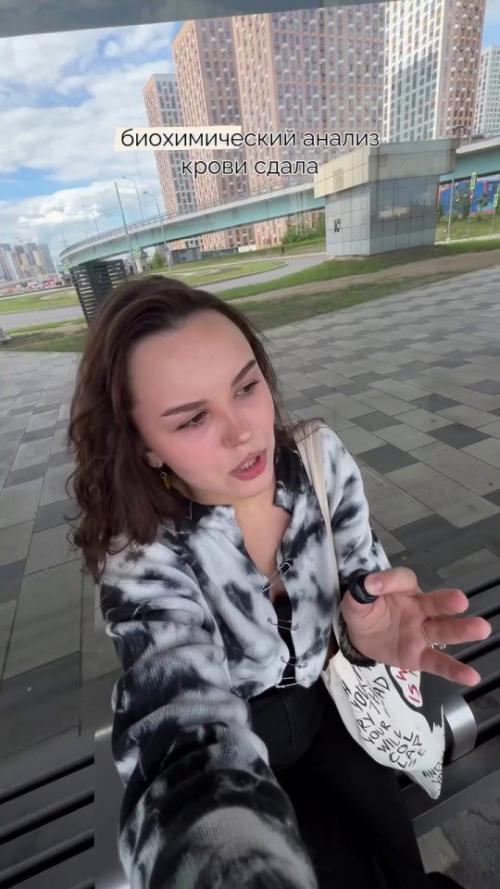 Девушка провела необычный эксперимент и целый месяц питалась одной шаурмой. 01