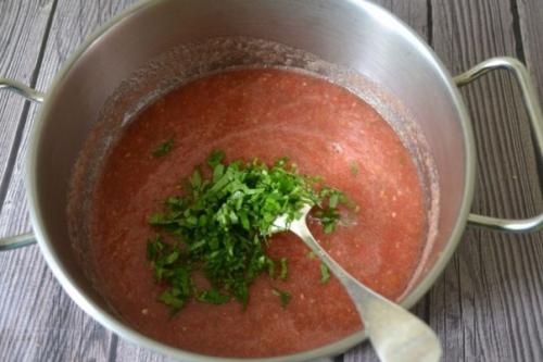 Домашняя аджика из помидоров без варки. 02