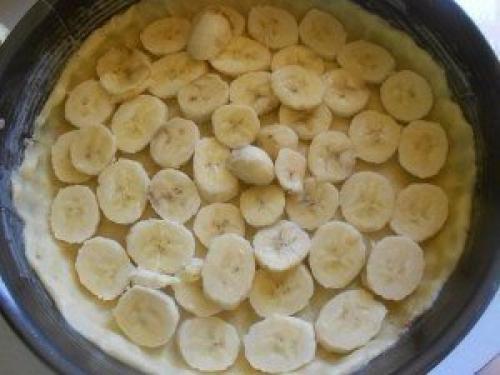 Очень нежный пирог с бананами. 03