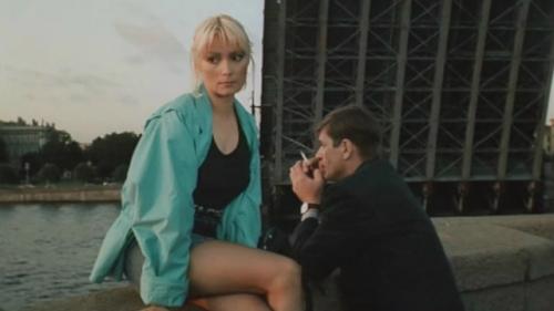 - хочешь я расскажу тебе политический анекдот? 
