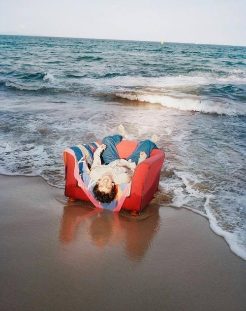 Марк эйдельштейн появился на страницах августовского номера Vogue China. 04