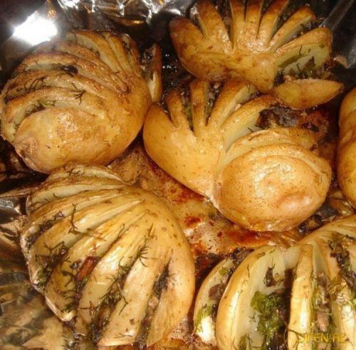 Картошка - гармошка? 

Ингредиенты: 

