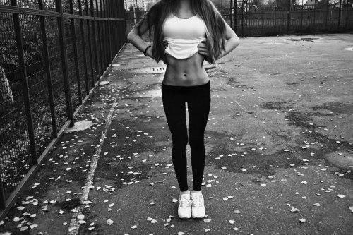 Сколько же нужно крутить обруч?