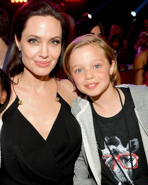 13-Летняя дочь Анджелины Джоли больше не дочь. 03