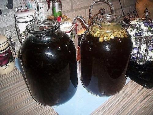 Домашний квас.

Мы делаем квас своими руками - рецепт еще 