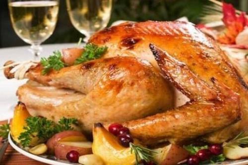 Гусь в фольге.   Тушка гуся.