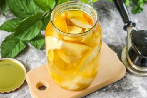 Компот из яблок, груш и слив. 02