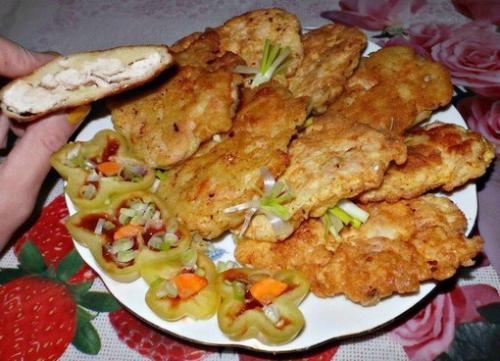 Куриная отбивная в картофельном кляре.
