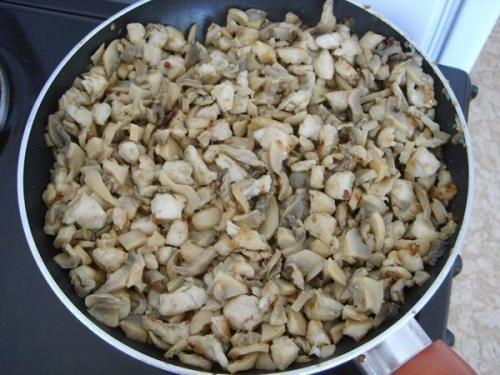 Вкуснейший пирог.  Ингредиенты (конечно, все зависит от формы, в которой запекать; я беру для 25-сантиметровой: 01 Вкуснейший пирог.  Ингредиенты (конечно, все зависит от формы, в которой запекать; я беру для 25-сантиметровой: 01