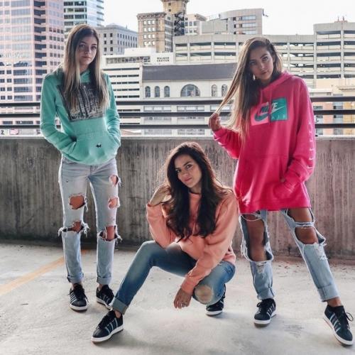 45 лет мамочке и у нее 7 детей. 06