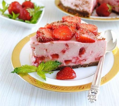 Йогуртово - творожный десерт без выпечки.