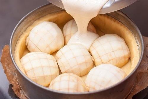 Яблочный пирог с вкуснейшей заливкой. 07