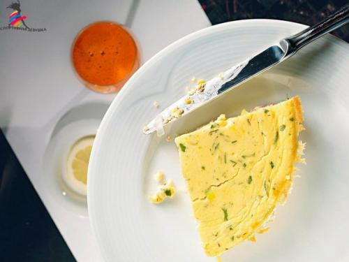 7 вкуснейших омлетов для разнообразных завтраков. 7 вкуснейших омлетов для разнообразных завтраков.