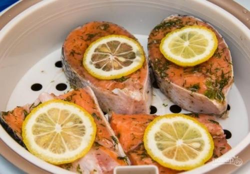 Рыба на пару в мультиварке. Рыба на пару в мультиварке.